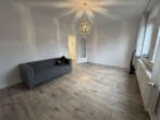 Wohnzimmer 3 - Gemütliche 2-Zimmer-Wohnung mit Balkon und EBK in Schwachhausen