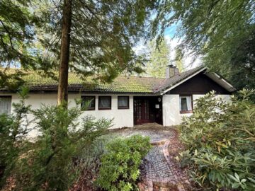 Toller Bungalow auf großem Grundstück, Garage, 27243 Kirchseelte, Bungalow