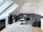 Wohnzimmer - TOP moderne 2-Zimmer-Wohnung mit großem Balkon und EBK in Habenhausen